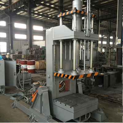 China Tilting Gravity Die Casting Machine 7.5KW Power For Aluminum Die Casting supplier